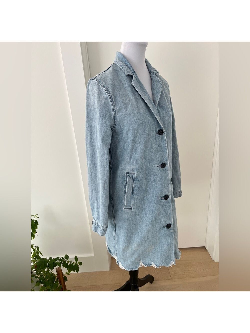 LEVI'S Josette Duster Long Coat Button Front Distressed Raw Hem Western Casual - Picture 6 of 17